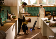 Roborock F25 Ultra, yüksek emiş gücünü buhar ve sıcak su destekli sistemlerle bir araya getiriyor