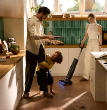 Roborock F25 Ultra, yüksek emiş gücünü buhar ve sıcak su destekli sistemlerle bir araya getiriyor