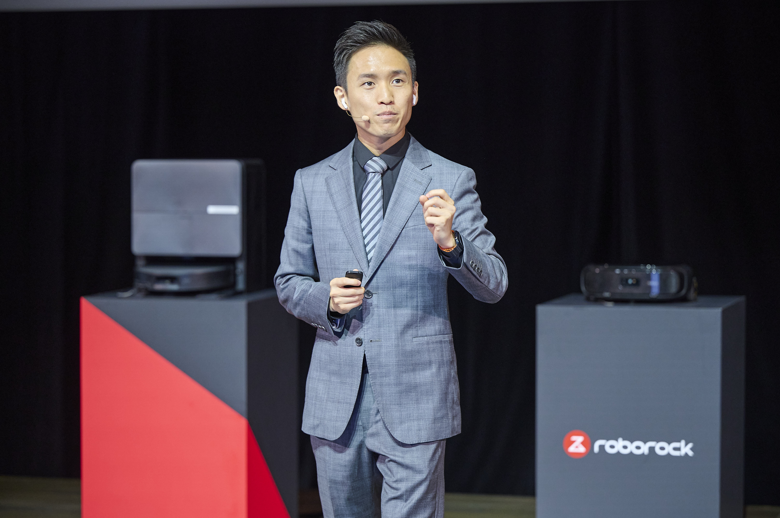 Roborock ve Real Madrid, Japonya’da teknoloji ve futbolu buluşturdu Roborock ve Real Madrid, Japonya'da teknoloji ve futbolu buluşturdu